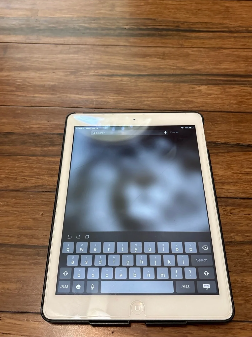 Apple iPad Air 16GB Works LOCKED Account MD785LL/B White Silver With Case READ